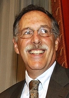 Giáo sư Peter A. Diamond - một trong ba nhà kinh tế nhận giải Nobel kinh tế 2010.