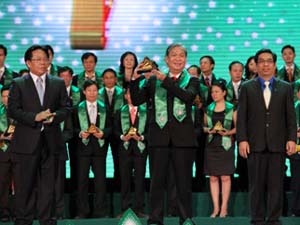 Công ty CP BĐS An Thịnh nhận giải Sao Vàng đất Việt năm 2011