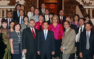 Thủ tướng Nguyễn Tấn Dũng và đoàn Trưởng đại diện các cơ quan của Liên hợp quốc tại Việt Nam - Ảnh: Chinhphu.vn

