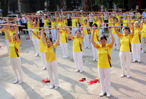 CLB dưỡng sinh của Hội NCT thành phố Hòa Bình hoạt động hiệu quả, tạo sân chơi bổ ích, giúp NCT sống vui, sống khỏe, sống có ích.