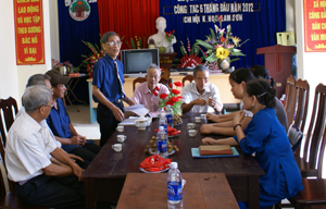 Để công tác khuyến học được triển khai hiệu quả, hàng tháng hàng quý, BCH chi hội khuyến học Lam Sơn thường xuyên họp giao ban và có sự chỉ đạo sát sao từ bí thư chi bộ, trưởng thôn Lam Sơn.