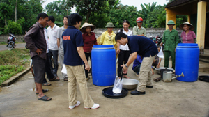 Tổ chức WSPA chuyển giao kỹ thuật chế biến rơm rạ thành thức ăn gia súc tại xã Phú Lai (Yên Thủy).
 
