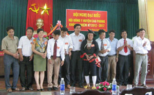 BCH Hội Đông y huyện Cao Phong khóa II ra mắt.