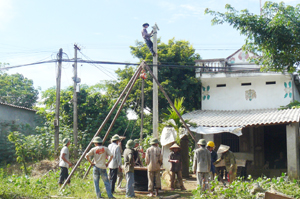 Xã Cao Dương được hưởng lợi từ dự án năng lượng nông thôn REII với mức đầu tư 2,8 tỉ đồng, dự kiến hoàn thành vào cuối năm 2012, xã sẽ đạt tiêu chí điện nông thôn.