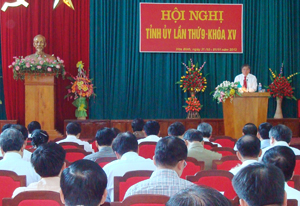 Đồng chí Hoàng Việt Cường, Bí thư Tỉnh ủy phát biểu khai mạc hội nghị.