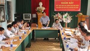 Đồng chí Nguyễn Văn Toàn, Trưởng Ban Tuyên giáo Tỉnh ủy, Trưởng Ban VH-XH&DT kết luận buổi giám sát.