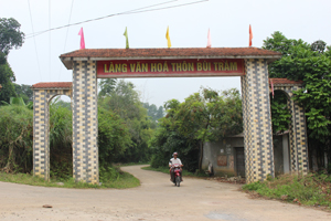 Đường GTNT thôn Bùi Trám, xã Hoà Sơn (Lương Sơn)  được cứng hoá theo tiêu chí chuẩn NTM.