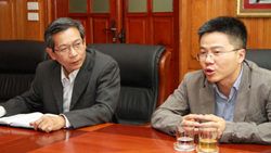 GS Ngô Bảo Châu tại buổi làm việc với lãnh đạo ĐHQG Hà Nội