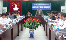 Đồng chí Đinh Duy Sơn, Phó Chủ tịch HDND tỉnh phát biểu kết luận buổi giám sát tại Sở KH-ĐT