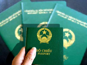 Việt Nam sẽ phát hành hộ chiếu điện tử trong nước vào 2011-2012. 
