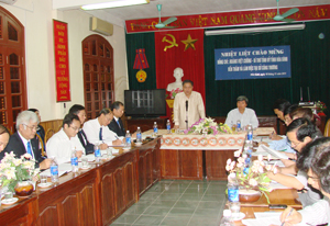 Đồng chí Hoàng Việt Cường, Bí thư Tỉnh ủy phát biểu chỉ đạo tại buổi làm việc với lãnh đạo Sở Công thương.