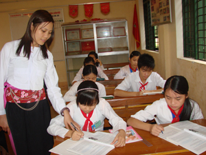 Trường PTDTNT Cao Phong là một trong 7 trường DTNT được công nhận trường chuẩn quốc gia, tiếp tục giữ vững phong trào thi đua “Hai tốt”.