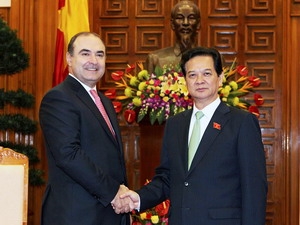 Thủ tướng Nguyễn Tấn Dũng tiếp Phó Thủ tướng, Bộ trưởng Ngoại giao Albania, Edmond Haxhinasto.