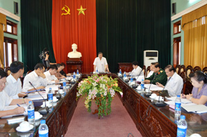 Đồng chí Hoàng Việt Cường, Bí thư Tỉnh ủy phát biểu kết luận hội nghị.