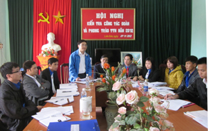 Đồng chí Quách Thế Ngọc, Bí thư Tỉnh đoàn phát biểu kết luận hội nghị kiểm tra công tác đoàn và phong trào TTN huyện Lương Sơn năm 2012.