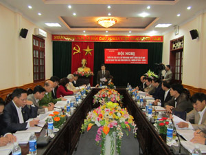 Đồng chí Hoàng Minh Tuấn, UVBTV Tỉnh ủy, Trưởng Ban tổ chức Tỉnh ủy, Trưởng Ban Pháp chế HDND tỉnh chủ trì hội nghị.