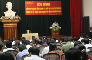 Đồng chí Trần Đăng Ninh, Phó Chủ tịch UBND tỉnh phát biểu khai mạc hội nghị.