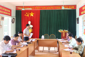 Đoàn kiểm tra của UBKT Tỉnh uỷ làm việc với Đảng uỷ, UBND xã Nuông Dăm (Kim Bôi).

