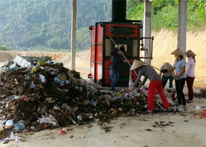Sau khi lắp đặt, lò đốt rác thải sinh hoạt Kim Bình đảm bảo vận hành đúng công xuất thiết kế, xử lý 7-10 tấn rác/ngày.