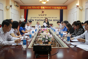 Đồng chí Nguyễn Thị Oanh, UVTV, Trưởng Ban Dân vận Tỉnh ủy, Phó Trưởng Ban Thường trực BCĐ thực hiện QCDC tỉnh phát biểu kết luận buổi làm việc.