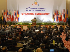 Hội nghị Cấp cao ASEAN lần thứ 17.