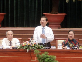 Chủ tịch nước Nguyễn Minh Triết phát biểu tại buổi gặp mặt.
