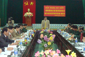 Đồng chí Hoàng Việt Cường, Bí thư Tỉnh ủy phát biểu chỉ đạo tại hội nghị.