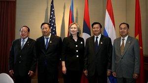 Năm 2010, Ngoại trưởng Mỹ đến Hà Nội hai lần.