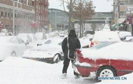 Tuyết bao trùm đường phố Niu York, Mỹ.