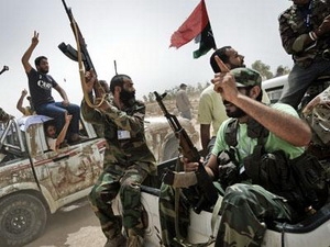 Các chiến binh nổi dậy ở Libya. (Nguồn: AFP)