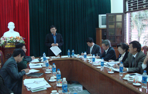 Đồng chí Bùi Ngọc Lâm, Giám đốc Sở VH-TT&DL tỉnh, Trưởng ban chỉ đạo Đại hội phát biểu tại cuộc họp BCĐ.