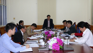 Đồng chí Bùi Văn Khánh UVTV, Phó Chủ tịch, UBND tỉnh, Phó Trưởng Ban Chỉ đạo cải cách hành chính tỉnh phát biểu kết luận cuộc họp.

