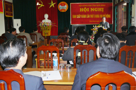 Đồng chí Bùi Ngọc Đảm phát biểu tại hội nghị.