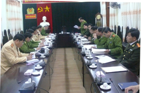Tổng cục cảnh sát QLHC về TTXH kiểm tra công tác đảm bảo ANTT Tết Canh Dần năm 2010.