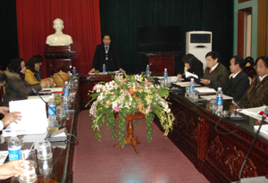 Đồng chí NGuyễn Văn Quang, Phó Bí thư thường trực Tỉnh uỷ, Trưởng BCĐ thực hiện QCDC tỉnh chủ trì Hội nghị đánh giá kết quả thực hiện QCDC năm 2010.