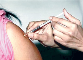 Tiêm ngừa vaccine chống cúm A/H1N1 có thừa?
