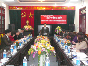 Đồng chí Hoàng Minh Tuấn, Trưởng Ban Tổ chức Tỉnh ủy, Trưởng Ban Pháp chế kết luận cuộc họp.