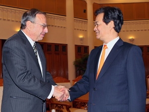 Thủ tướng Nguyễn Tấn Dũng tiếp Hạ nghị sỹ Robert Filner. (Ảnh: Đức Tám/TTXVN)