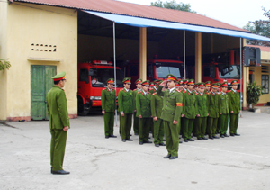 Lực lượng Cảnh sát PCCC và CN, CH luôn đảm bảo quân số, phương tiện thường trực sẵn sàng chữa cháy.

