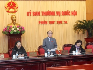 Chủ tịch Quốc hội Nguyễn Sinh Hùng phát biểu khai mạc Phiên họp thứ 14. (Ảnh: Nhan Sáng/TTXVN)