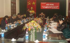 Đồng chí Đinh Duy Sơn, Phó chủ tịch HĐND tỉnh phát biểu chỉ đạo hội nghị.


