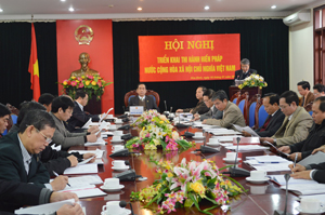 Đồng chí Nguyễn Văn Quang, Phó Bí thư TT Tỉnh ủy, Chủ tịch HĐND tỉnh chủ trì hội nghị.