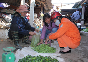 Các sản phẩm rau sạch của gia đình chị Bùi Thị Tăng được người dân tin tưởng, lựa chọn tiêu dùng.