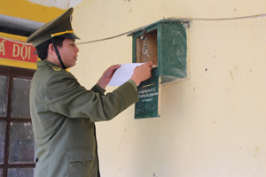 Xã Nam Sơn (Tân Lạc) duy trì hòm thư góp ý xây dựng lực lượng công an nhân dân, góp phần giữ gìn ANTT trên địa bàn.ảnh: B.M

