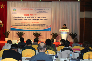 Đồng chí Nguyễn Văn Chương, Phó Chủ tịch UBND tỉnh phát biểu tại hội nghị.

