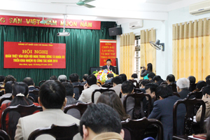 Đồng chí Trần Đăng Ninh, Phó Bí thư TT Tỉnh ủy phát biểu tại hội nghị. 

