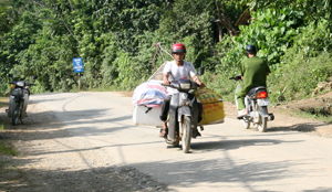 Hệ thống đường GTNT xã Mường Chiềng, Đà Bắc được thực hiện theo quy hoạch đáp ứng nhu cầu đi lại và giao lưu hàng hoá của nhân dân.