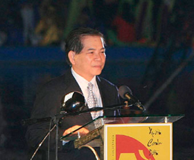 Chủ tịch nước Nguyễn Minh Triết đến dự
và phát biểu tại chương trình Xuân Quê hương.
