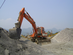 Các cơ sở sản xuất ở huyện Yên Thủy chấp hành nghiêm các quy định bảo vệ môi trường