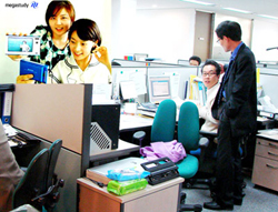 Học sinh Hàn Quốc đang học trên mạng E-learning